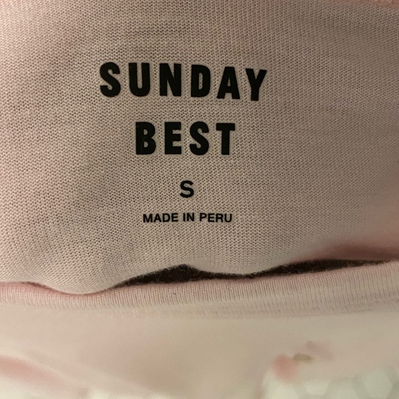 Aritzia Sunday best pink flamingo crop top, size S. - Picture 3 of 3